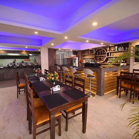 Hotel Simal Kathmandu Ngoại thất bức ảnh