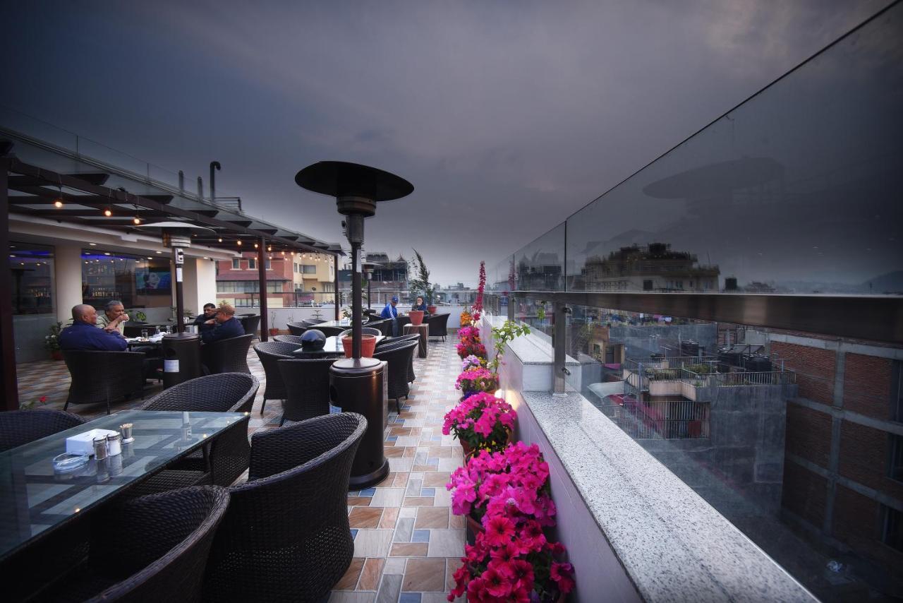 Hotel Simal Kathmandu Ngoại thất bức ảnh