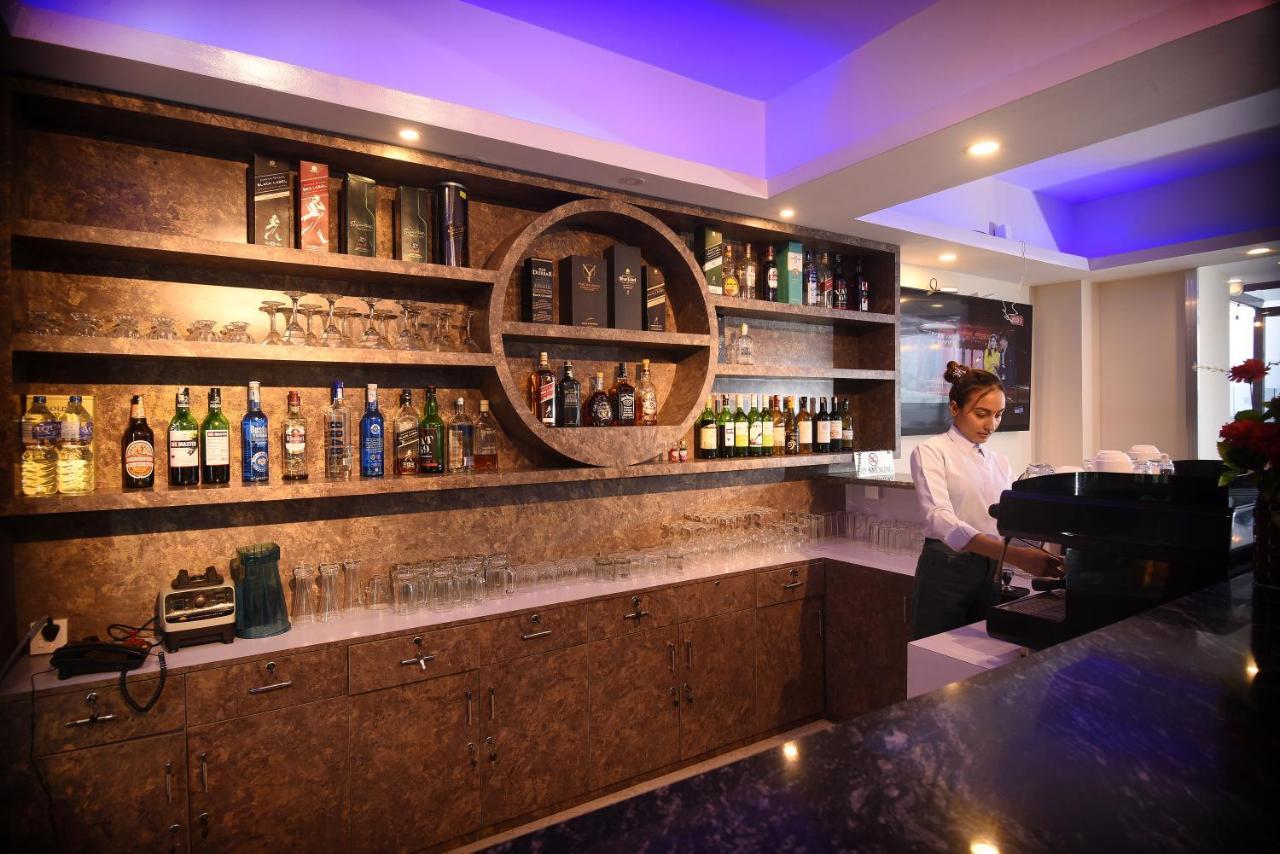 Hotel Simal Kathmandu Ngoại thất bức ảnh