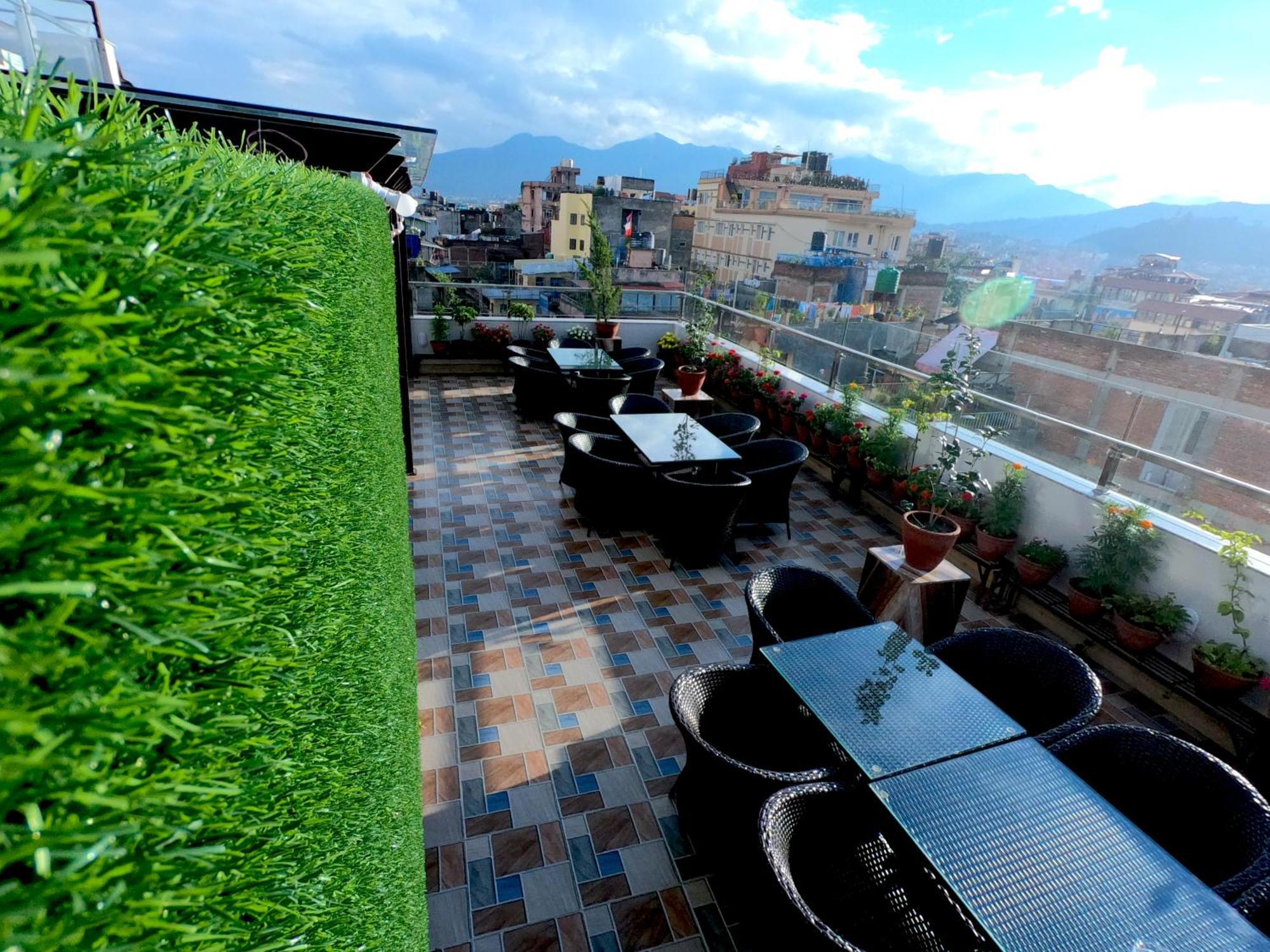 Hotel Simal Kathmandu Ngoại thất bức ảnh