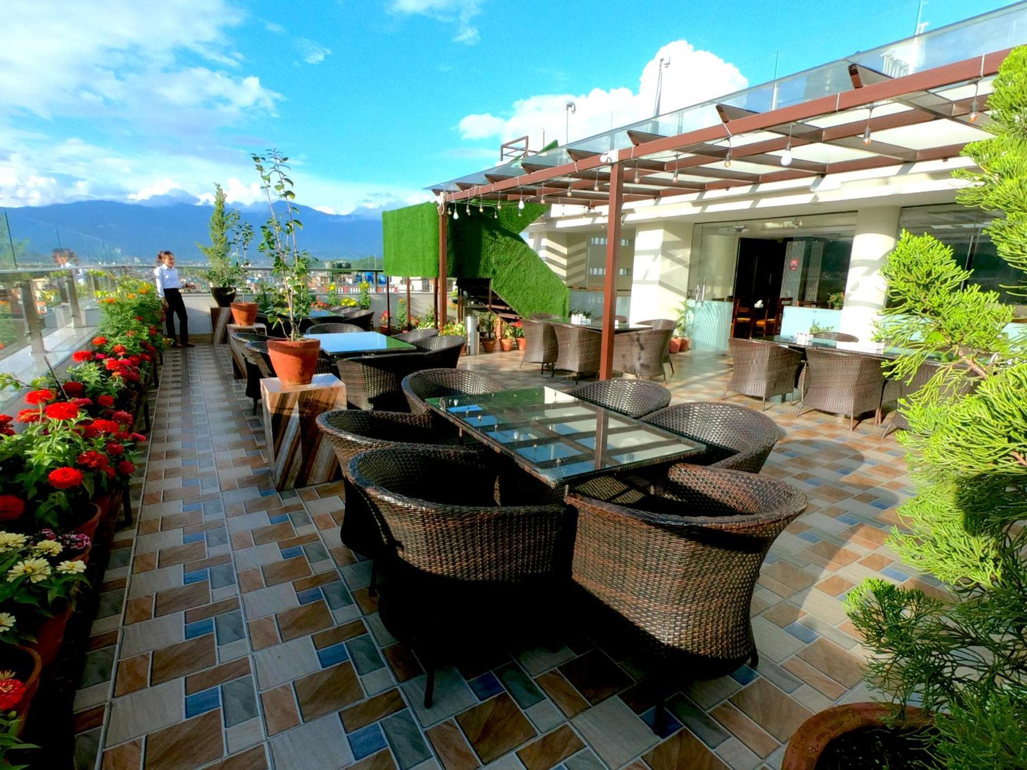 Hotel Simal Kathmandu Ngoại thất bức ảnh